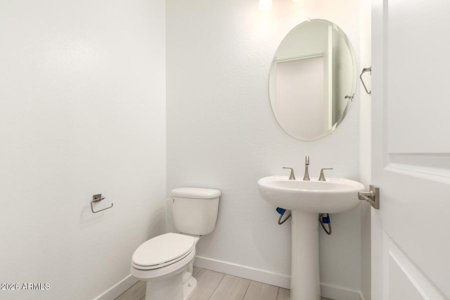 17 - Desert Hollow 15832