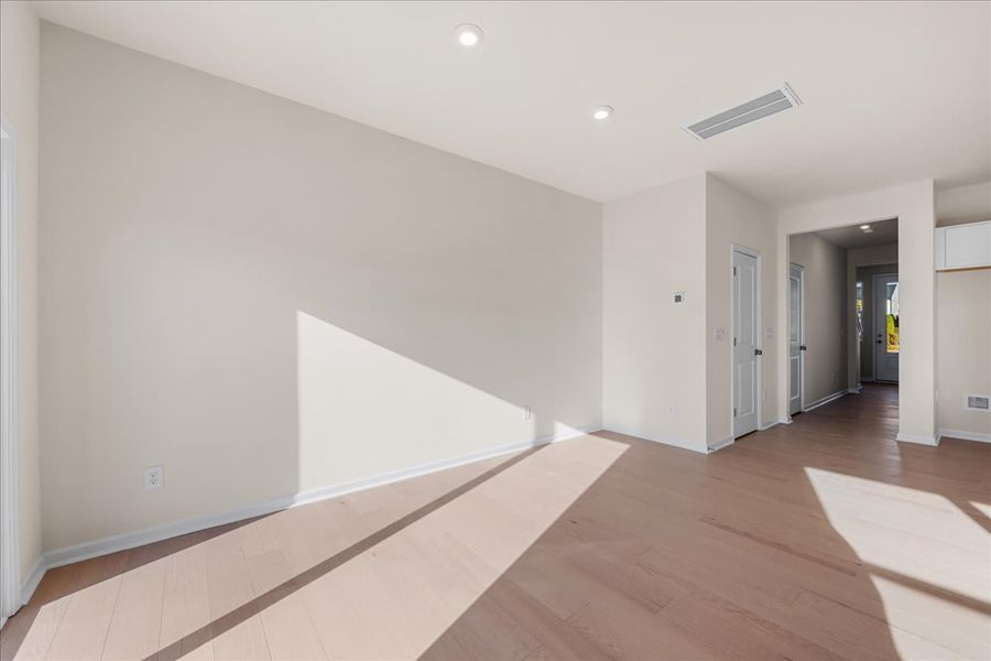 Spacious, unfurnished interior of a new home in Fifteen 15 Cannon, Charlotte (Image 16).