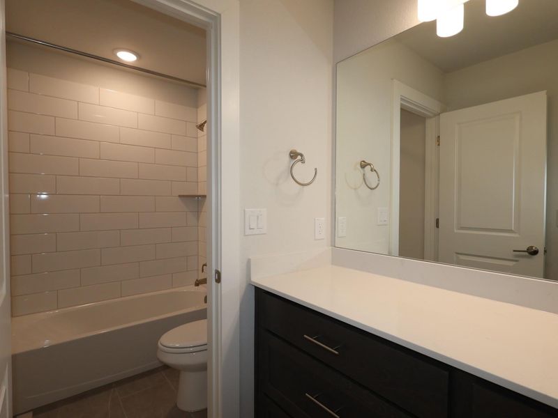 Furnished interior view inside a new home in Edgewood, Leander (Image 9). Furnished interior view inside a new home in Edgewood, Leander (Image 9).