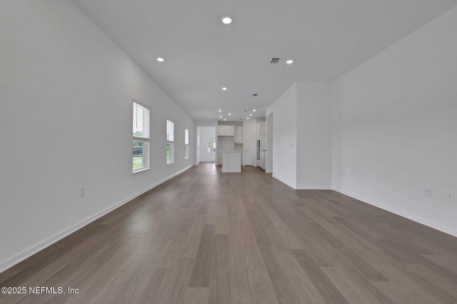 Spacious, unfurnished interior of a new home in TrailMark, St. Augustine (Image 24). Spacious, unfurnished interior of a new home in TrailMark, St. Augustine (Image 24).