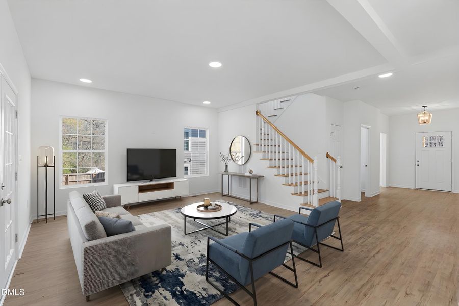 Living (Virtual Staging) Living (Virtual Staging)