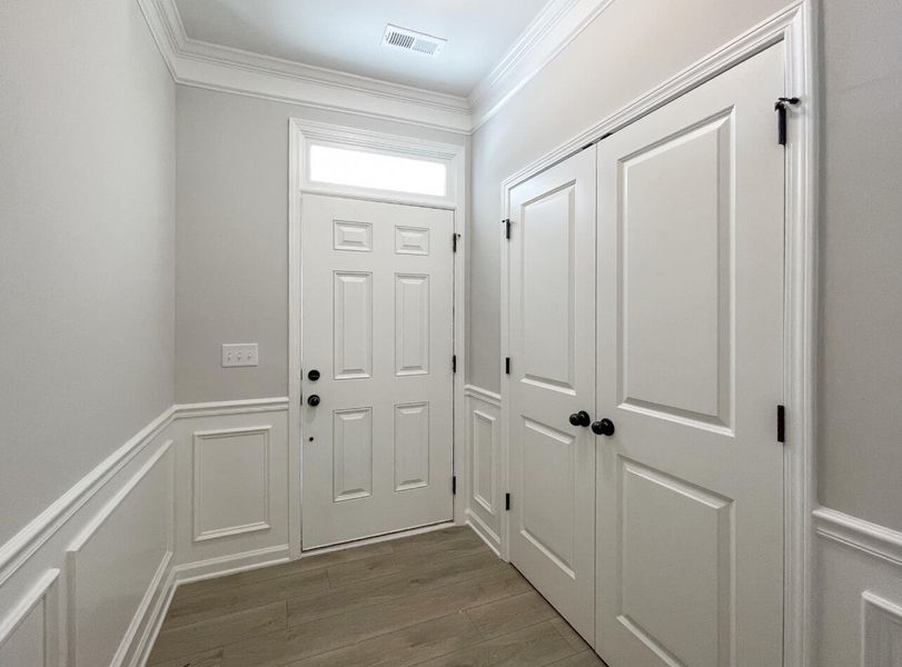 Furnished interior view inside a new home in Riverbrooke Townhomes, Simpsonville (Image 4). Furnished interior view inside a new home in Riverbrooke Townhomes, Simpsonville (Image 4).