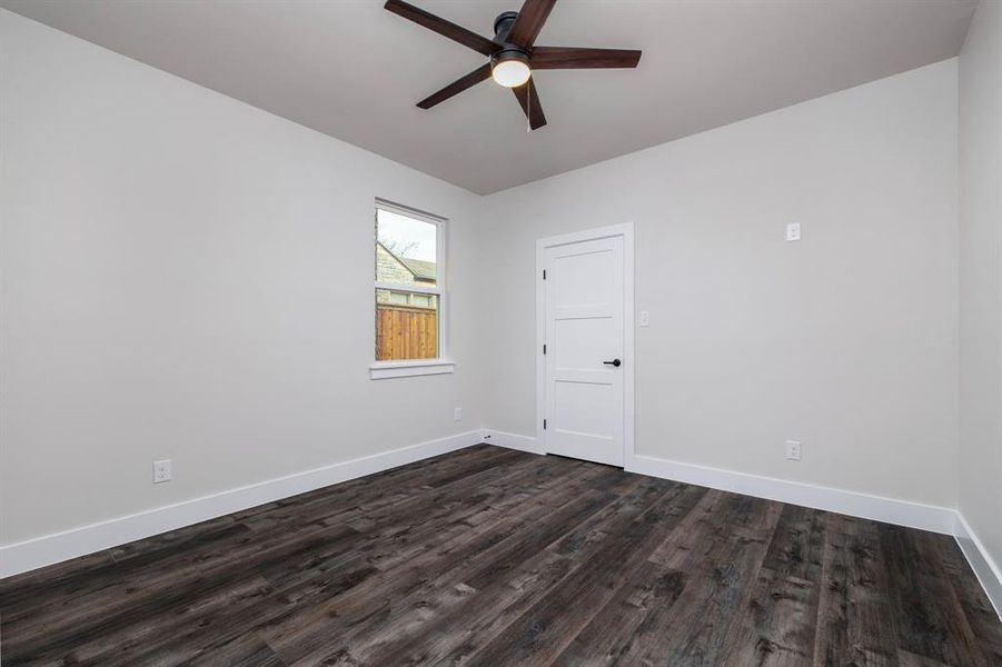 Spacious, unfurnished interior of a new home in , River Oaks (Image 20).