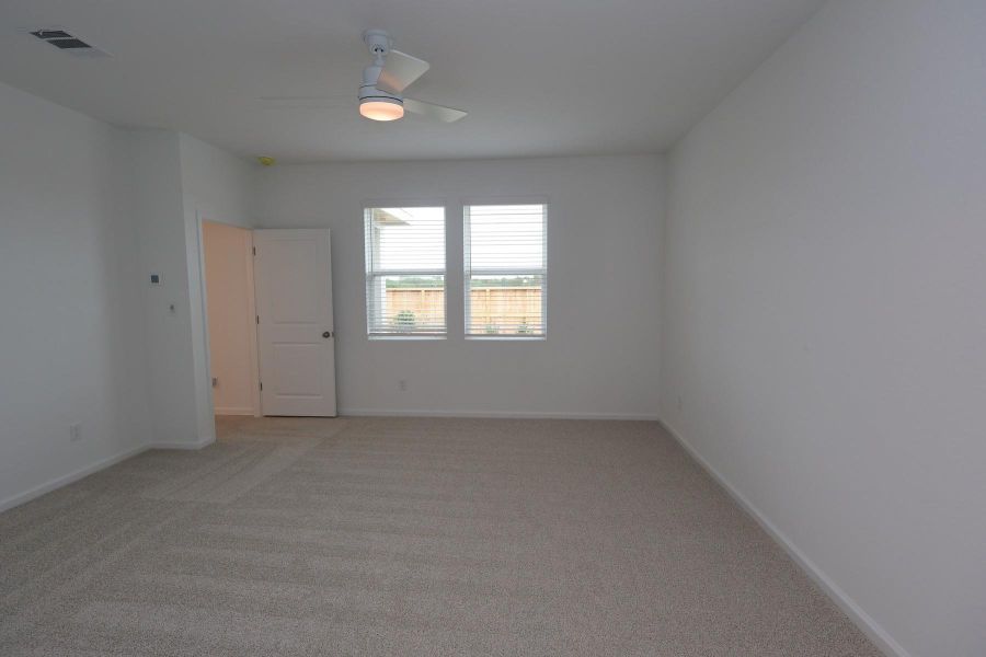 Spacious primary suite