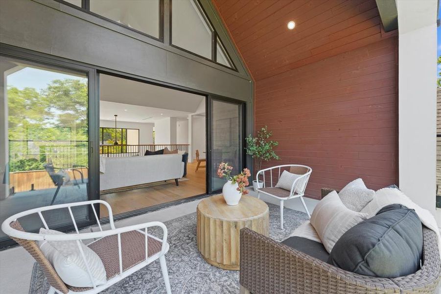 Exterior details and patio area of a home in , Dallas (Image 4).