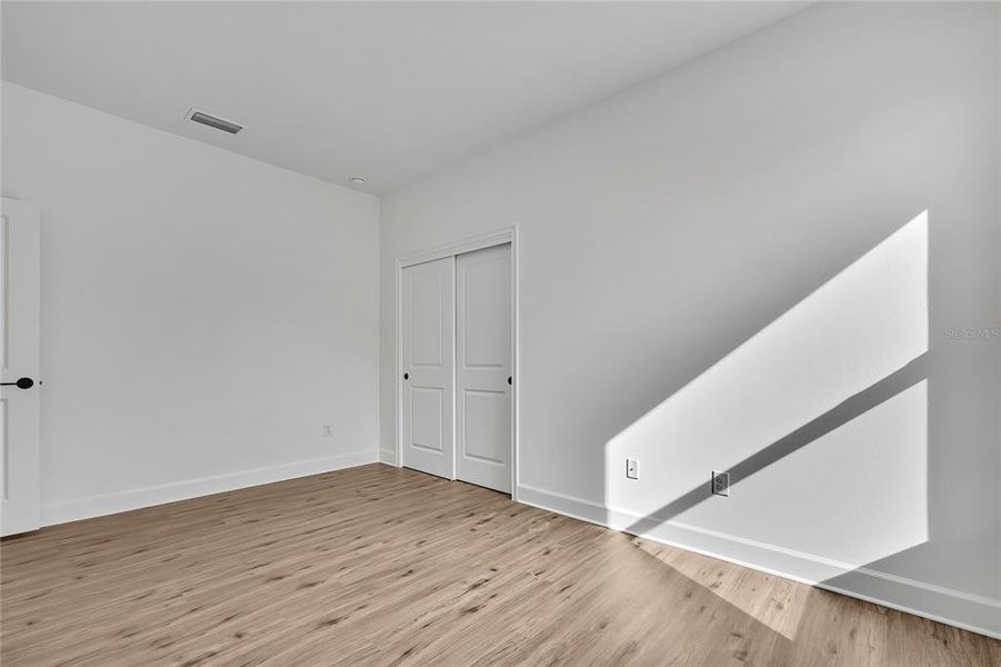 Spacious, unfurnished interior of a new home in , Spring Hill (Image 46).