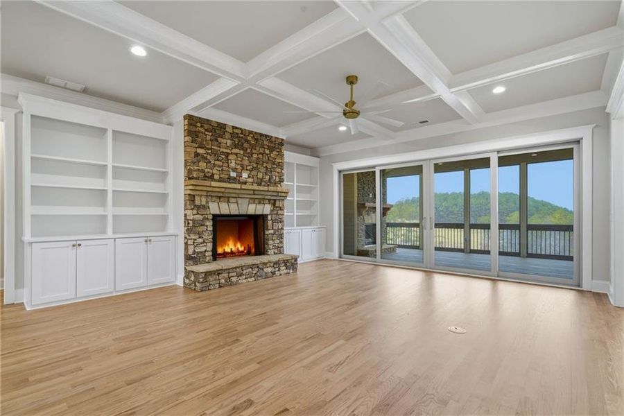 Spacious, unfurnished interior of a new home in , Gainesville (Image 28).