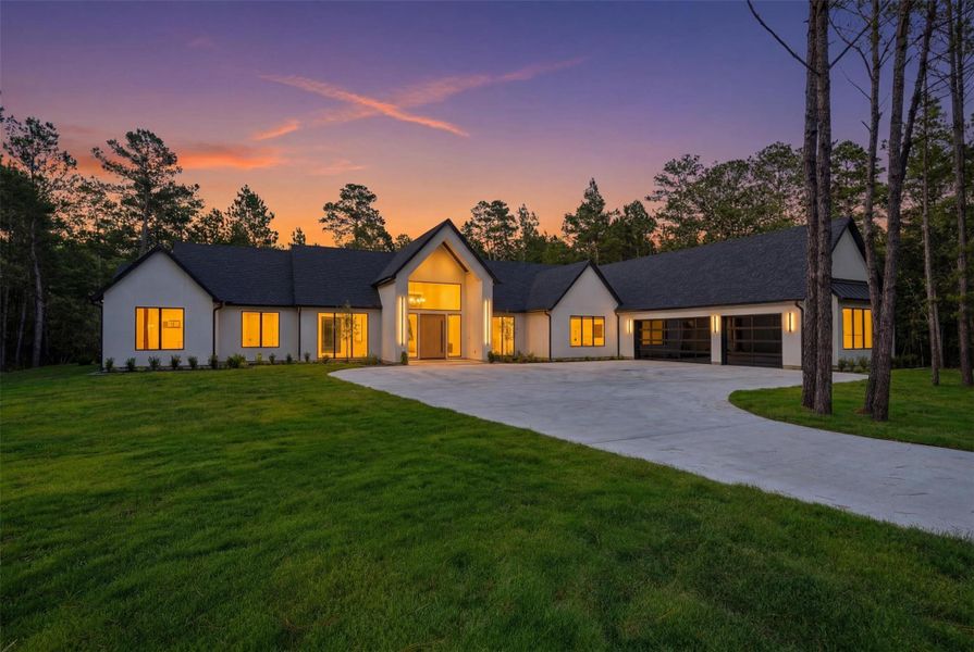Image 37 of a home in .