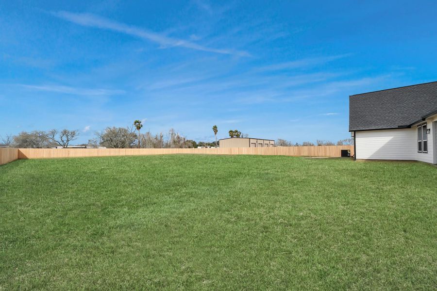 Exterior details and patio area of a home in , Rosharon (Image 26).