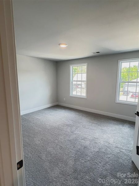 Spacious, unfurnished interior of a new home in Kerns Ridge, Salisbury (Image 11).