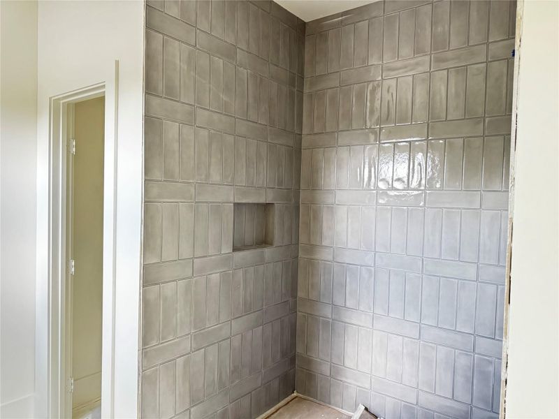 Second Full Bath - view 2 - photo current as of 7/18/2025