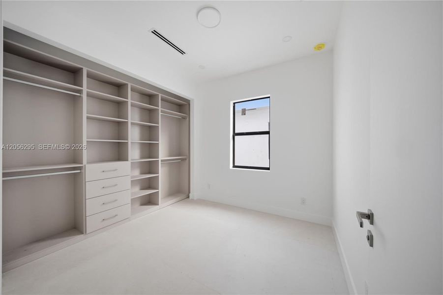Spacious, unfurnished interior of a new home in , Fort Lauderdale (Image 9). Spacious, unfurnished interior of a new home in , Fort Lauderdale (Image 9).
