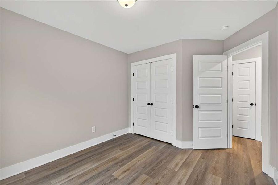 Spacious, unfurnished interior of a new home in , Athens (Image 19).