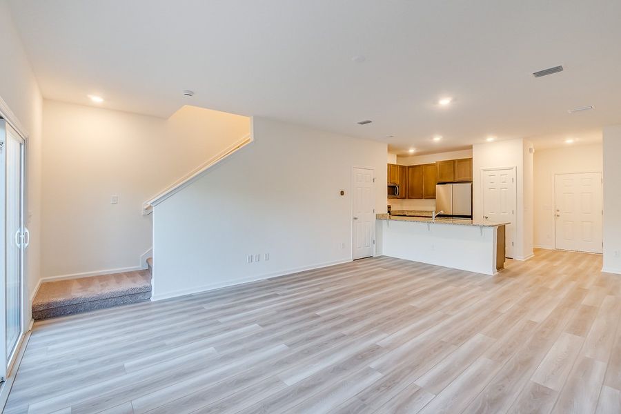 Image 5 of a home in Orchard Park Townhomes.