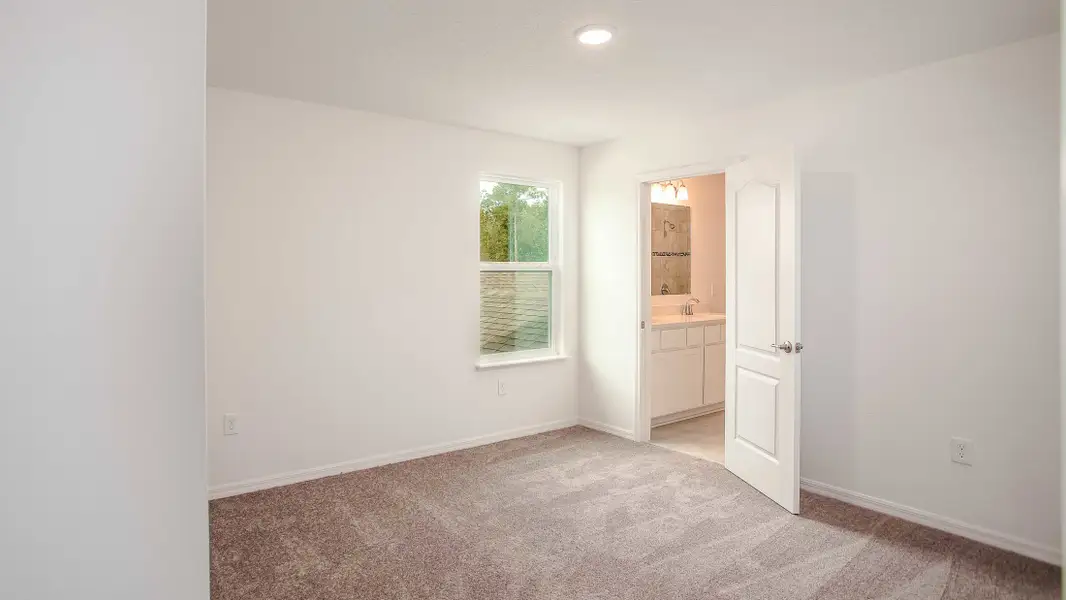 Spacious, unfurnished interior of a new home in Enclave At Seminole Palms, Palm Coast (Image 73). Spacious, unfurnished interior of a new home in Enclave At Seminole Palms, Palm Coast (Image 73).