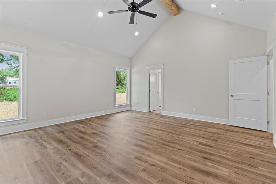 Spacious, unfurnished interior of a new home in , Lindale (Image 33).