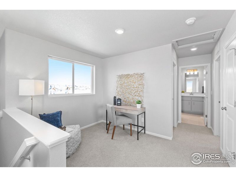 Furnished interior view inside a new home in Thompson River Ranch, Johnstown (Image 14). Furnished interior view inside a new home in Thompson River Ranch, Johnstown (Image 14).