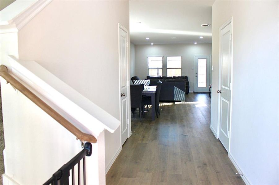 Spacious, unfurnished interior of a new home in , Royse City (Image 13).