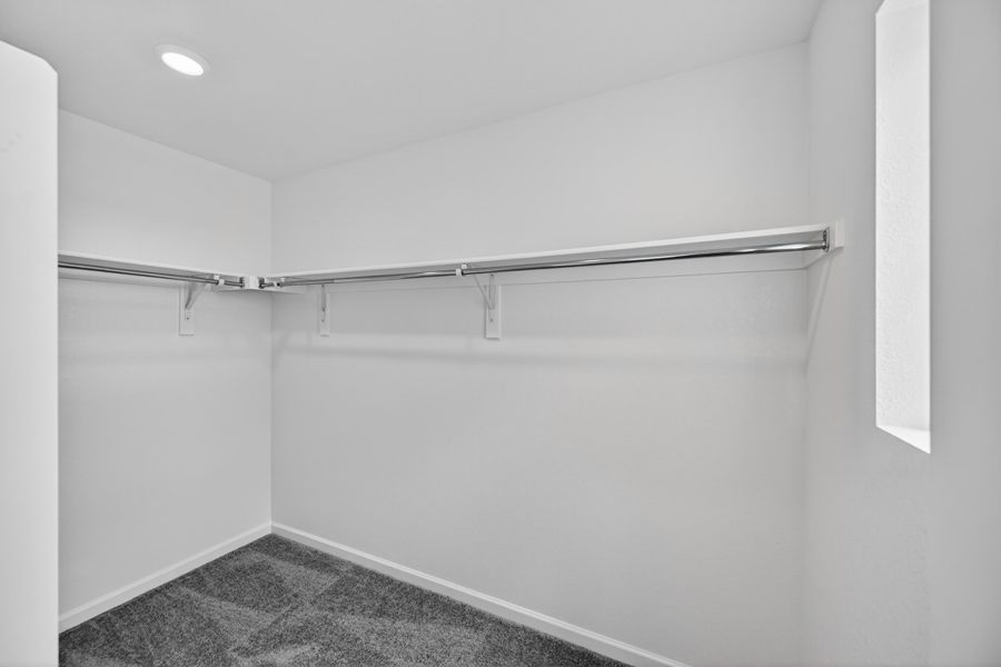 Spacious, unfurnished interior of a new home in Farmlore, Brighton (Image 20).