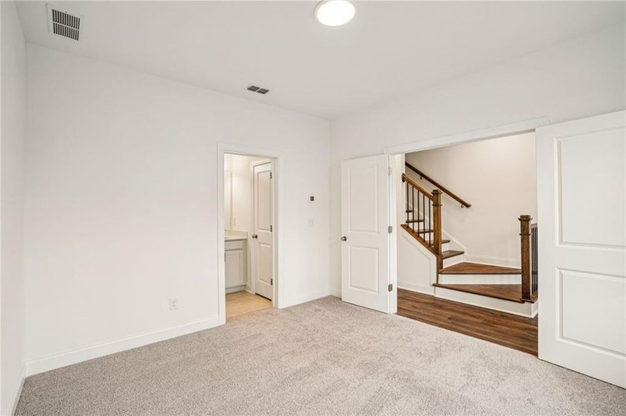 Spacious, unfurnished interior of a new home in Millcroft Townhomes, Buford (Image 22).