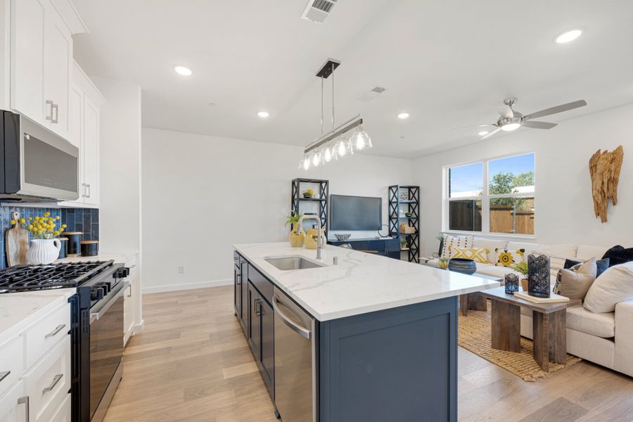 Furnished interior view inside a new home in Woodbridge Townhomes, Wylie (Image 12).