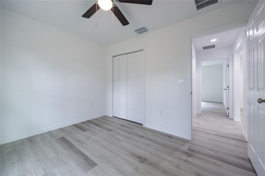 Spacious, unfurnished interior of a new home in , Williston (Image 25).