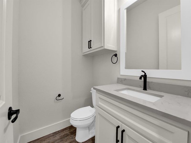 Furnished interior view inside a new home in , Weatherford (Image 8).