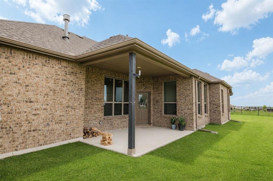 Exterior details and patio area of a home in Creekview Farms, Greenville (Image 3).