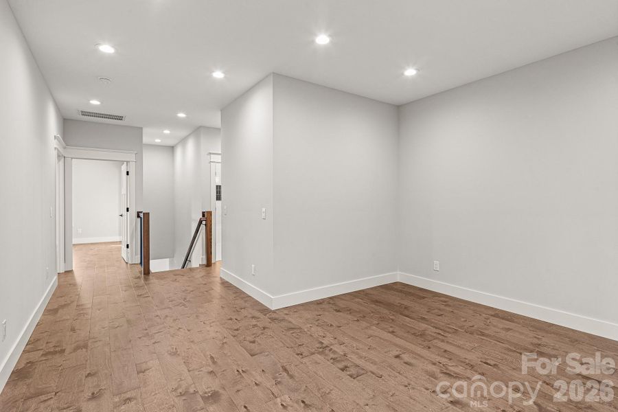 Spacious, unfurnished interior of a new home in , Arden (Image 41).
