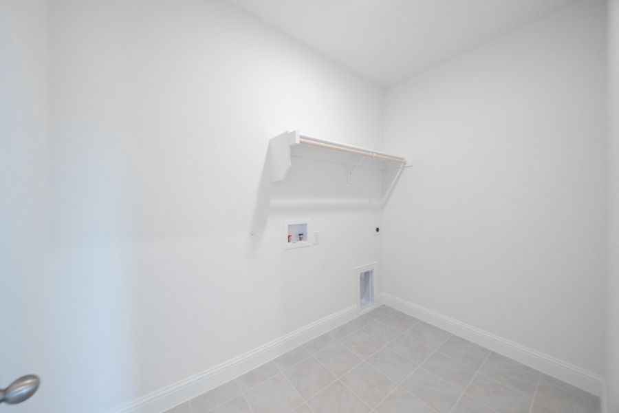 Spacious, unfurnished interior of a new home in Verandah, Royse City (Image 22). Spacious, unfurnished interior of a new home in Verandah, Royse City (Image 22).