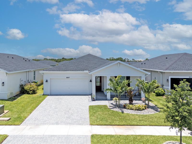8667 Dahlia CIR