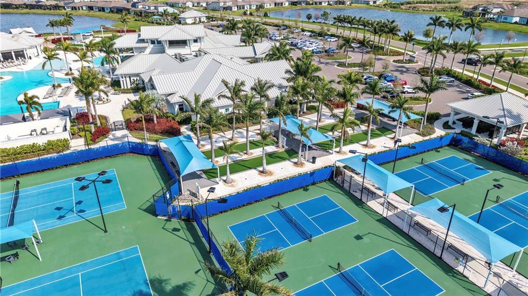 Community amenities in , Parrish (Image 68).