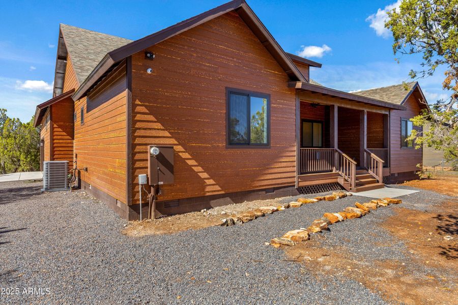 2268RoundaboutCir-HeberOvergaardAZ-40 2268RoundaboutCir-HeberOvergaardAZ-40