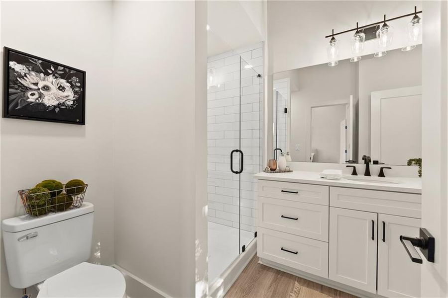 Furnished interior view inside a new home in , Gainesville (Image 13).