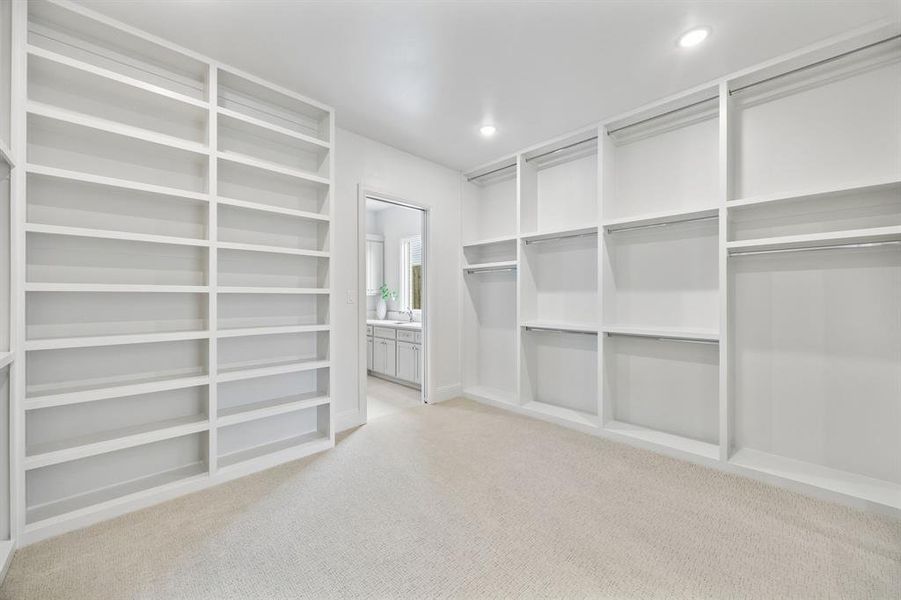 Spacious, unfurnished interior of a new home in , Dallas (Image 20). Spacious, unfurnished interior of a new home in , Dallas (Image 20).