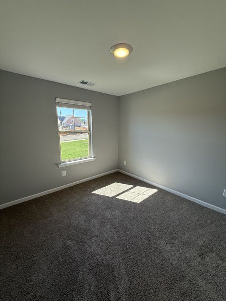 Spacious, unfurnished interior of a new home in Bradley Bend, Ashland City (Image 12).