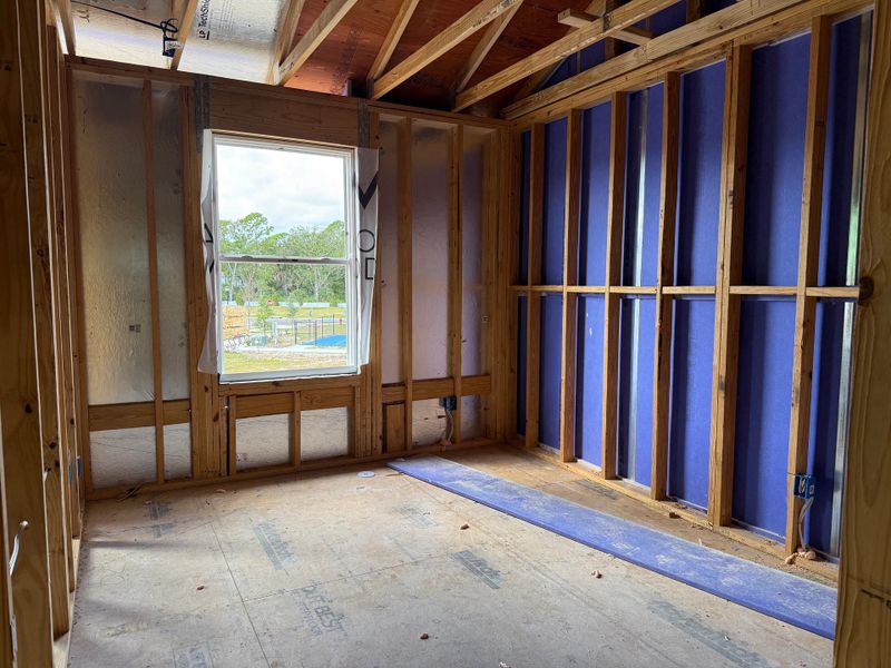 Spacious 2nd bedroom Spacious 2nd bedroom