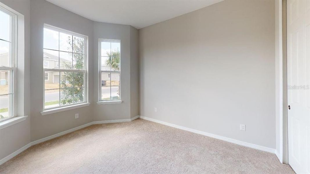 Spacious, unfurnished interior of a new home in Firethorn, Parrish (Image 9).