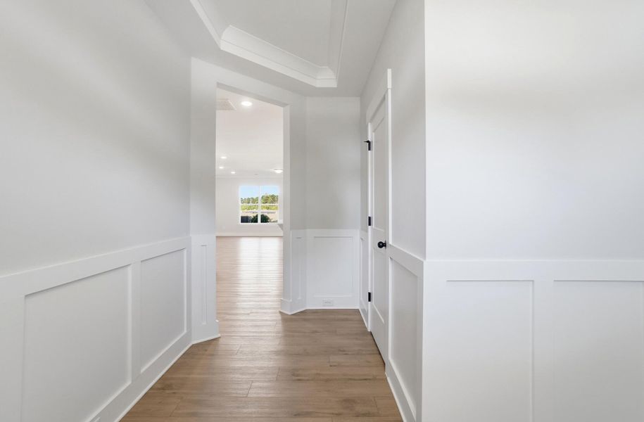 Spacious, unfurnished interior of a new home in Blythe Mill Townhomes, Waxhaw (Image 26).