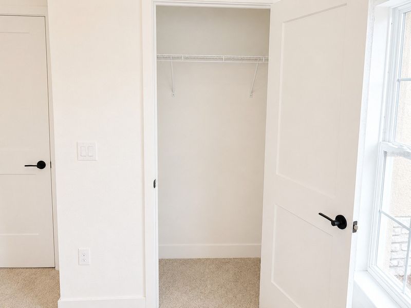 Spacious, unfurnished interior of a new home in Arbor Park, Leesburg (Image 12). Spacious, unfurnished interior of a new home in Arbor Park, Leesburg (Image 12).