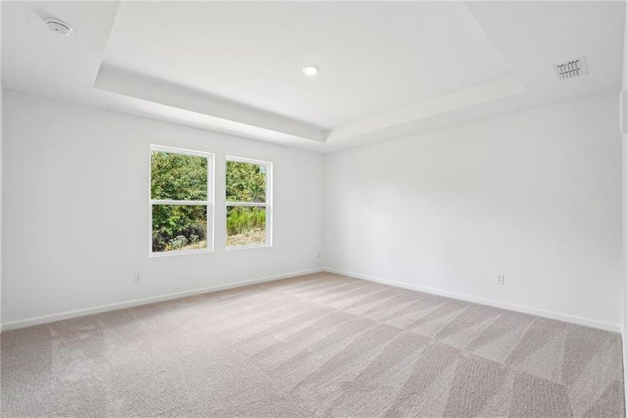 Spacious, unfurnished interior of a new home in Heritage River, Euharlee (Image 43). Spacious, unfurnished interior of a new home in Heritage River, Euharlee (Image 43).