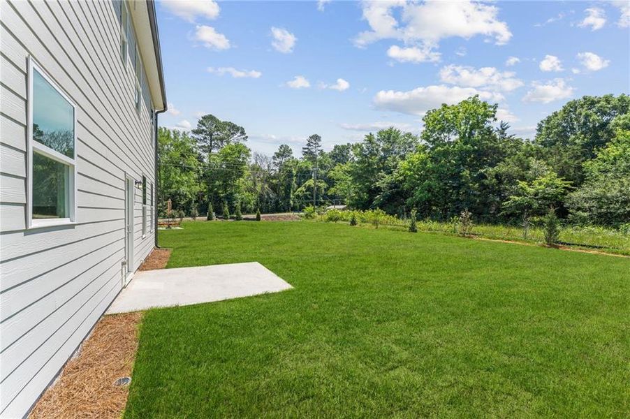 Exterior details and patio area of a home in Oakhill Estates, Adairsville (Image 3).