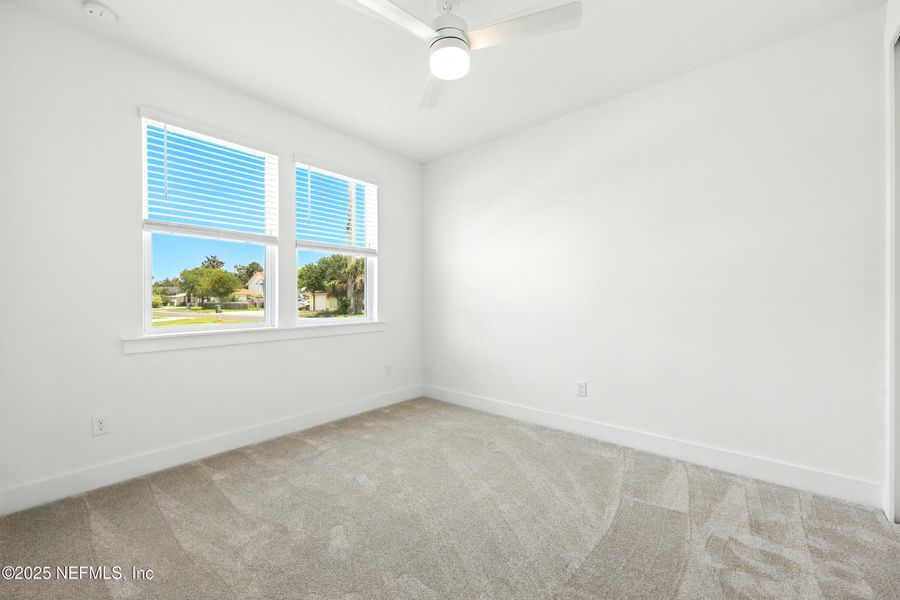 Spacious, unfurnished interior of a new home in , Jacksonville Beach (Image 15).