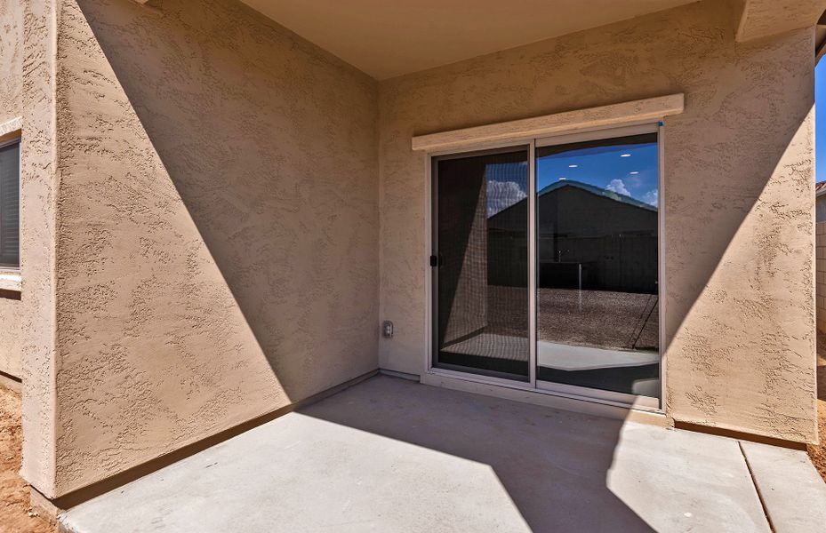 Exterior details and patio area of a home in El Rancho Santa Rosa, Maricopa (Image 3).