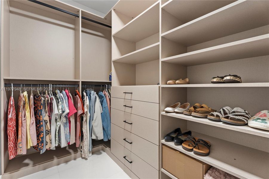 Image 30 of a home in .