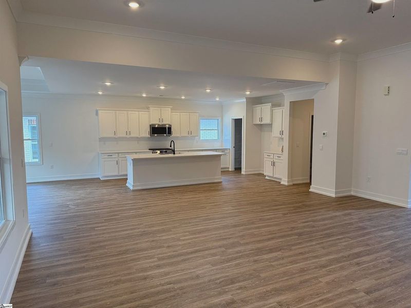 Spacious, unfurnished interior of a new home in Hidden Lake Estates, Greenville (Image 12).