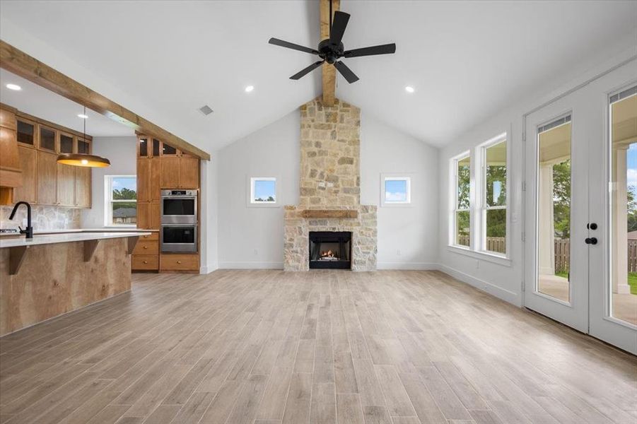 Spacious, unfurnished interior of a new home in , Lindale (Image 35).