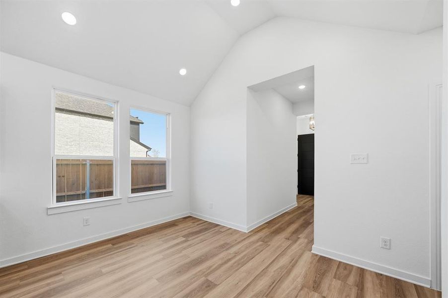 Spacious, unfurnished interior of a new home in Heartland, Crandall (Image 17).