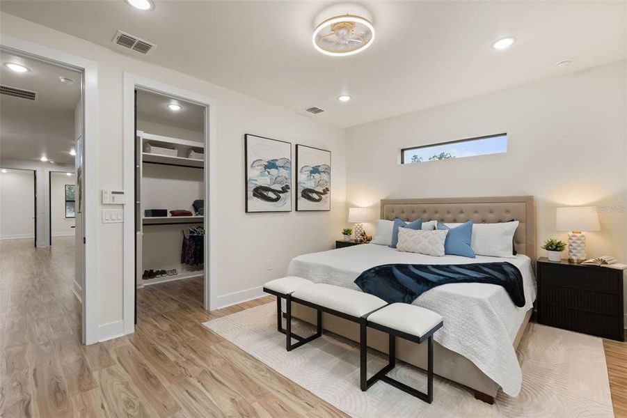 Furnished interior view inside a new home in , Orlando (Image 54).