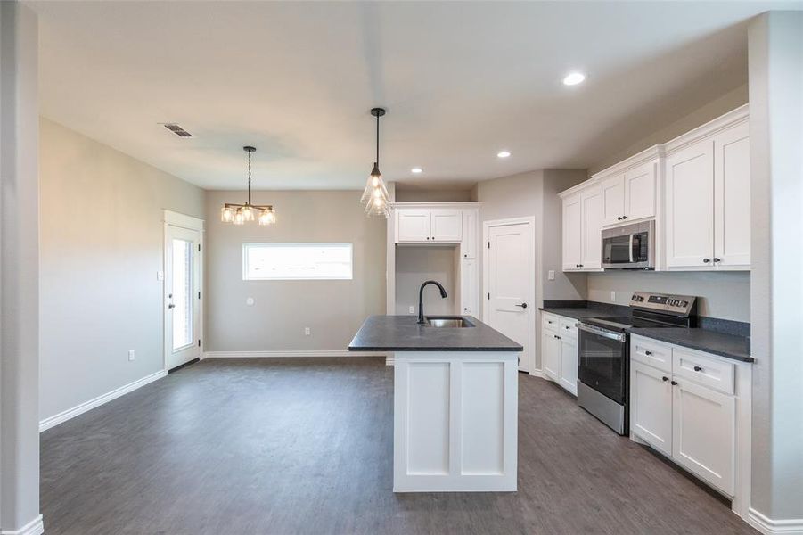Furnished interior view inside a new home in , Abilene (Image 6).